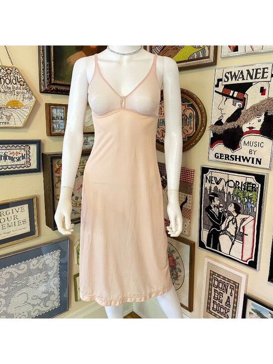 Vanity Fair Other - Vintage Formfit Rogers Beige Bra Top Knee Length Full Slip Size 32 Tall